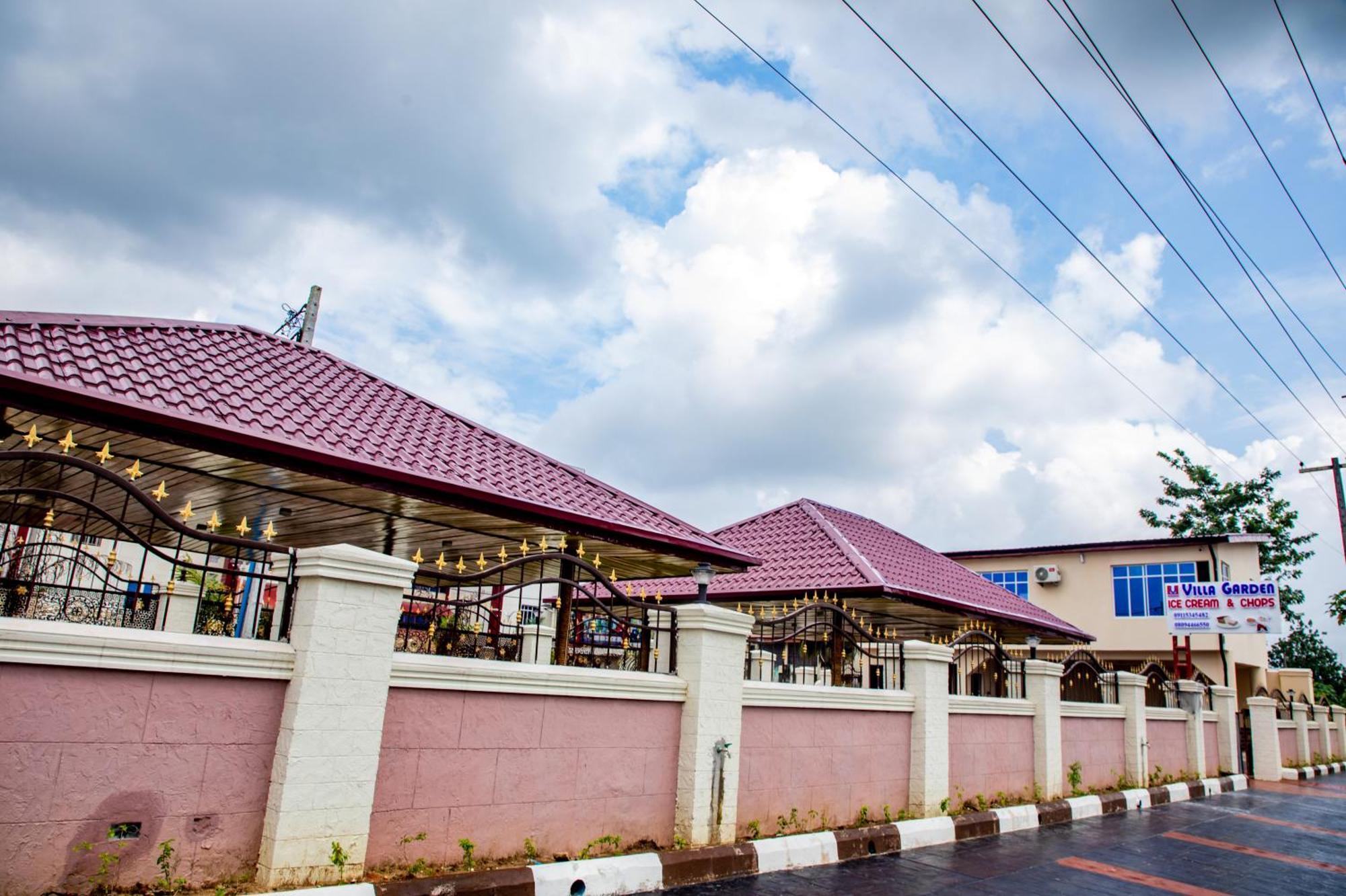 Villa Hilton Hotels Uyo Exterior photo